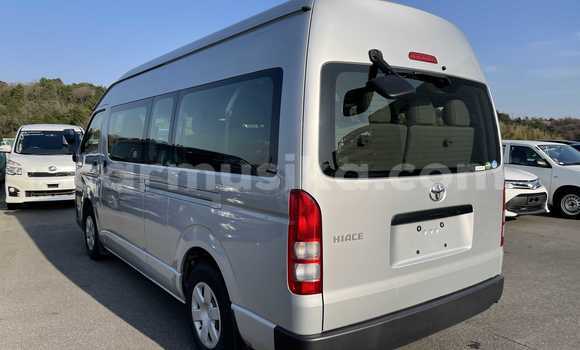 Acheter Occasion Voiture Toyota Hiace Gris à Beitbridge, Matabeleland South Acheter Occasion Voiture Toyota Hiace Gris à Beitbridge, Matabeleland South