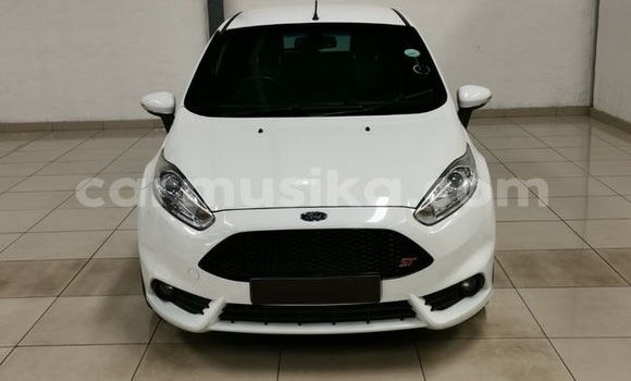 Tenga Tsaru Ford Fiesta Chena Mota in Beitbridge in Matabeleland South Tenga Tsaru Ford Fiesta Chena Mota in Beitbridge in Matabeleland South