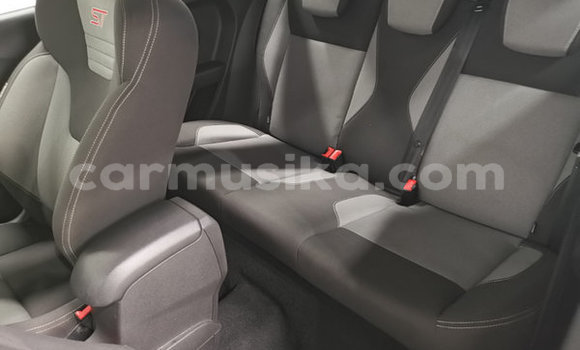 Tenga Tsaru Ford Fiesta Chena Mota in Beitbridge in Matabeleland South Tenga Tsaru Ford Fiesta Chena Mota in Beitbridge in Matabeleland South