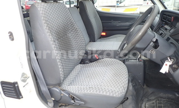Buy Used Toyota Hiace Other Car in Beitbridge in Matabeleland South Buy Used Toyota Hiace Other Car in Beitbridge in Matabeleland South