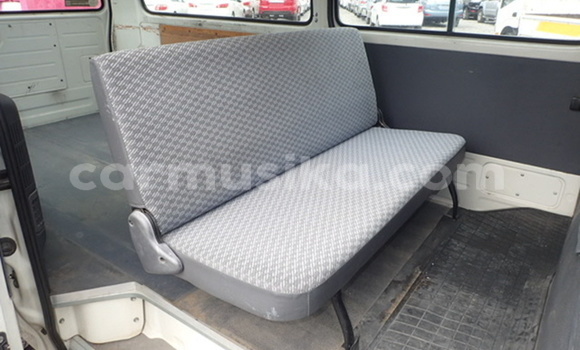 Buy Used Toyota Hiace Other Car in Beitbridge in Matabeleland South Buy Used Toyota Hiace Other Car in Beitbridge in Matabeleland South