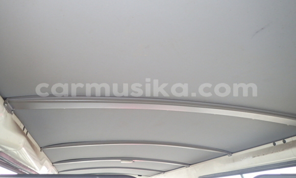 Buy Used Toyota Hiace Other Car in Beitbridge in Matabeleland South Buy Used Toyota Hiace Other Car in Beitbridge in Matabeleland South