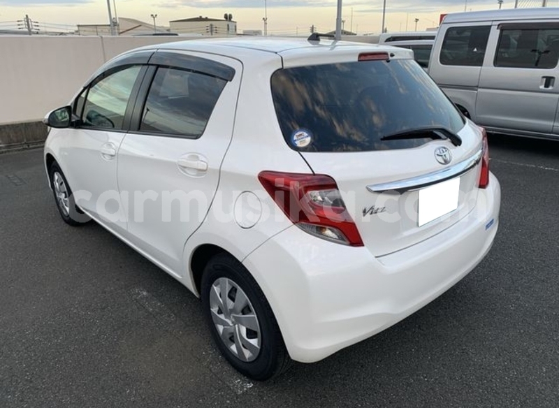 Big with watermark toyota vitz matabeleland south beitbridge 31855