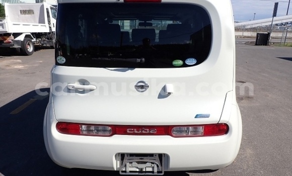 Nunua Ilio tumika Nissan Cube Nyeupe Gari ndani ya Beitbridge nchini Matabeleland Kusini Nunua Ilio tumika Nissan Cube Nyeupe Gari ndani ya Beitbridge nchini Matabeleland Kusini