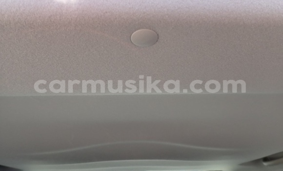 Nunua Ilio tumika Nissan Cube Nyeupe Gari ndani ya Beitbridge nchini Matabeleland Kusini Nunua Ilio tumika Nissan Cube Nyeupe Gari ndani ya Beitbridge nchini Matabeleland Kusini