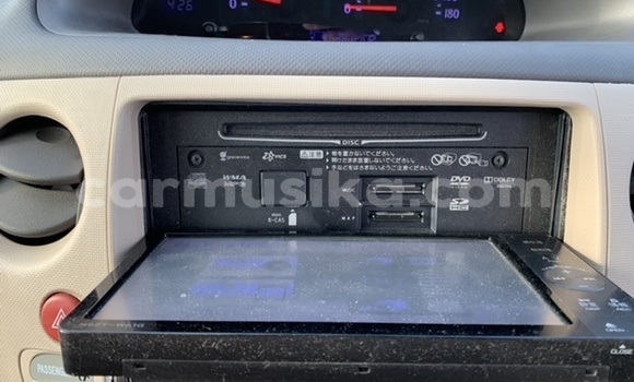 Tenga Tsaru Toyota Sienta Zvimwe Mota in Beitbridge in Matabeleland South Tenga Tsaru Toyota Sienta Zvimwe Mota in Beitbridge in Matabeleland South