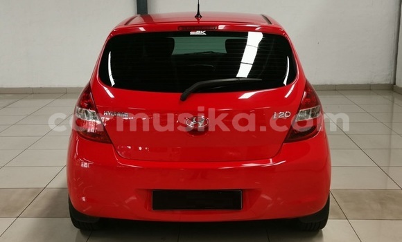 Tenga Tsaru Hyundai i20 Tsvuku Mota in Beitbridge in Matabeleland South Tenga Tsaru Hyundai i20 Tsvuku Mota in Beitbridge in Matabeleland South