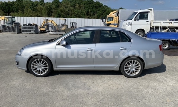 Buy Used Volkswagen Jetta Silver Car in Beitbridge in Matabeleland South Buy Used Volkswagen Jetta Silver Car in Beitbridge in Matabeleland South