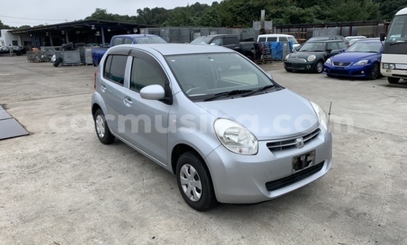 Buy Used Toyota Passo Silver Car in Beitbridge in Matabeleland South