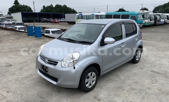Buy Used Toyota Passo Silver Car in Beitbridge in Matabeleland South Buy Used Toyota Passo Silver Car in Beitbridge in Matabeleland South