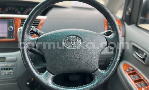 Tenga Tsaru Toyota Noah Nhema Mota in Beitbridge in Matabeleland South Tenga Tsaru Toyota Noah Nhema Mota in Beitbridge in Matabeleland South