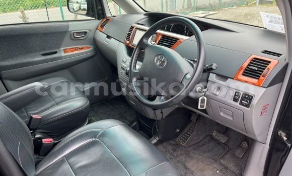 Tenga Tsaru Toyota Noah Nhema Mota in Beitbridge in Matabeleland South Tenga Tsaru Toyota Noah Nhema Mota in Beitbridge in Matabeleland South