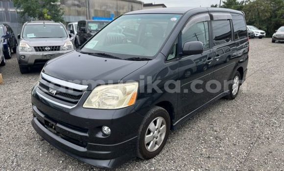 Tenga Tsaru Toyota Noah Nhema Mota in Beitbridge in Matabeleland South Tenga Tsaru Toyota Noah Nhema Mota in Beitbridge in Matabeleland South