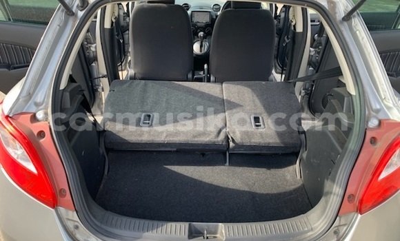 Tenga Tsaru Mazda Demio Sirivha Mota in Beitbridge in Matabeleland South Tenga Tsaru Mazda Demio Sirivha Mota in Beitbridge in Matabeleland South