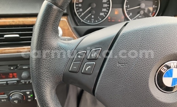 Buy Used BMW 3–Series Silver Car in Beitbridge in Matabeleland South Buy Used BMW 3–Series Silver Car in Beitbridge in Matabeleland South