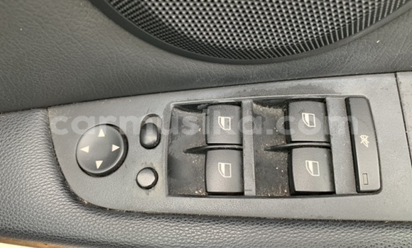 Buy Used BMW 3–Series Silver Car in Beitbridge in Matabeleland South Buy Used BMW 3–Series Silver Car in Beitbridge in Matabeleland South