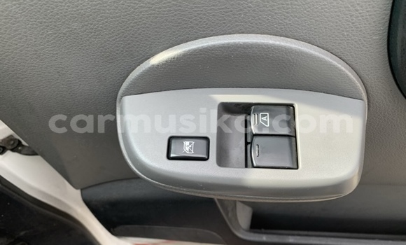 Tenga Tsaru Nissan NV200 Tsvuku Mota in Harare in Harare Tenga Tsaru Nissan NV200 Tsvuku Mota in Harare in Harare