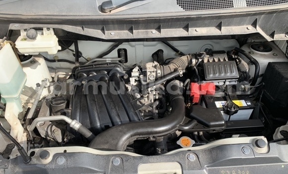 Tenga Tsaru Nissan NV200 Tsvuku Mota in Harare in Harare Tenga Tsaru Nissan NV200 Tsvuku Mota in Harare in Harare