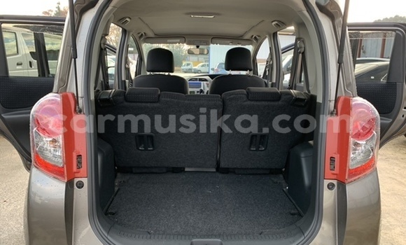 Tenga Tsaru Toyota Ractis Sirivha Mota in Beitbridge in Matabeleland South Tenga Tsaru Toyota Ractis Sirivha Mota in Beitbridge in Matabeleland South