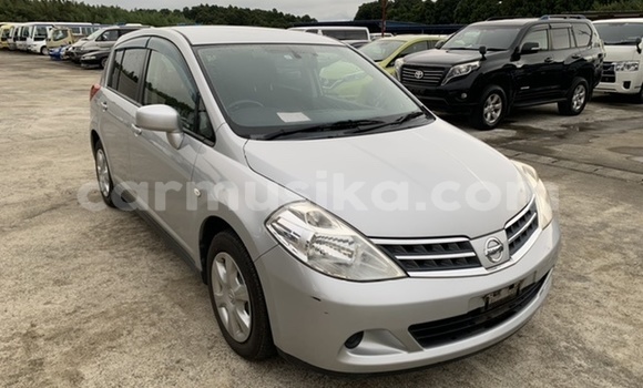 Buy Used Nissan Tiida Silver Car in Beitbridge in Matabeleland South