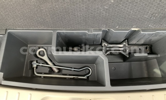 Tenga Tsaru Toyota Passo Sette Tsvuku Mota in Harare in Harare Tenga Tsaru Toyota Passo Sette Tsvuku Mota in Harare in Harare