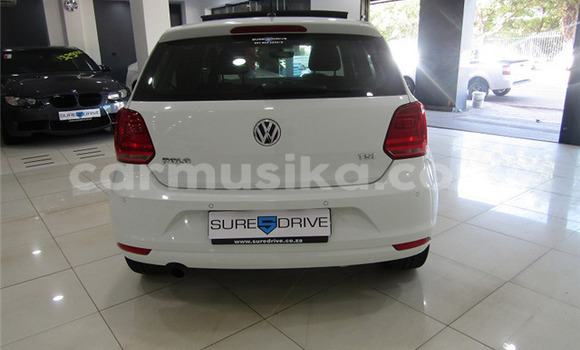 Buy Used Volkswagen Polo White Car in Beitbridge in Matabeleland South Buy Used Volkswagen Polo White Car in Beitbridge in Matabeleland South