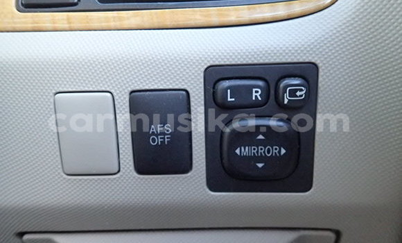 Buy Used Toyota Estima White Car in Beitbridge in Matabeleland South Buy Used Toyota Estima White Car in Beitbridge in Matabeleland South