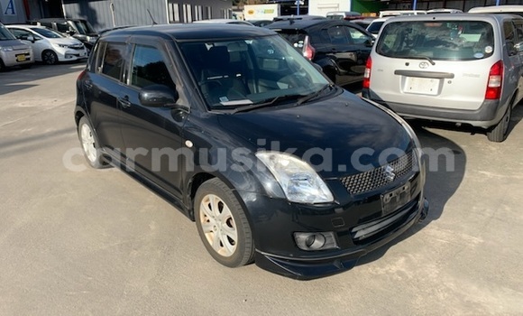 Nunua Ilio tumika Suzuki Swift Nyeusi Gari ndani ya Beitbridge nchini Matabeleland Kusini