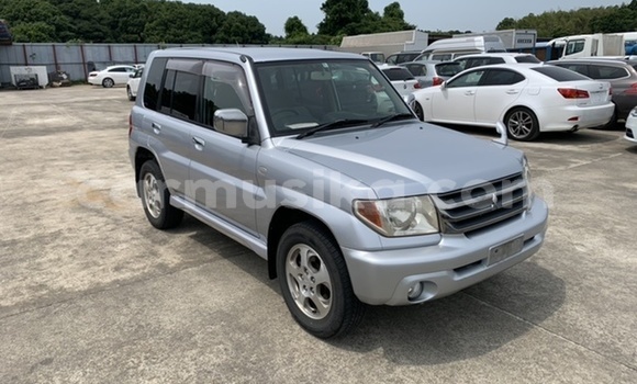 Nunua Ilio tumika Mitsubishi Pajero iO Fedha Gari ndani ya Harare nchini Harare