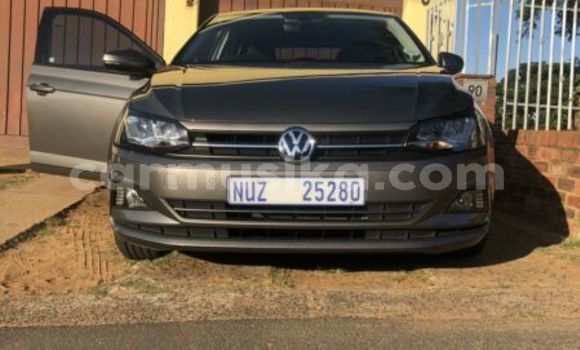 Acheter Occasion Voiture Volkswagen Polo GTI Marron à Beitbridge, Matabeleland South Acheter Occasion Voiture Volkswagen Polo GTI Marron à Beitbridge, Matabeleland South