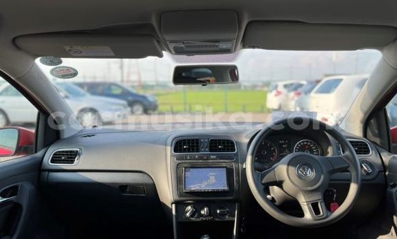 Tenga Tsaru Volkswagen Polo Tsvuku Mota in Harare in Harare Tenga Tsaru Volkswagen Polo Tsvuku Mota in Harare in Harare