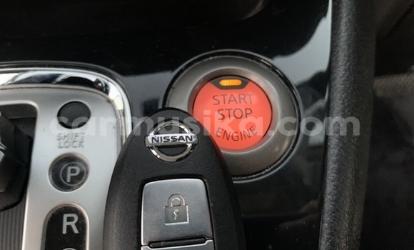 Buy Used Nissan Serena White Car in Beitbridge in Matabeleland South Buy Used Nissan Serena White Car in Beitbridge in Matabeleland South