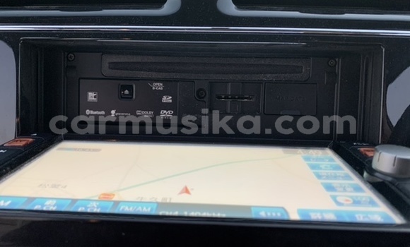 Buy Used Nissan Serena White Car in Beitbridge in Matabeleland South Buy Used Nissan Serena White Car in Beitbridge in Matabeleland South