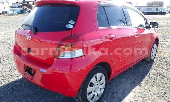 Tenga Tsaru Toyota Vitz Tsvuku Mota in Beitbridge in Matabeleland South Tenga Tsaru Toyota Vitz Tsvuku Mota in Beitbridge in Matabeleland South