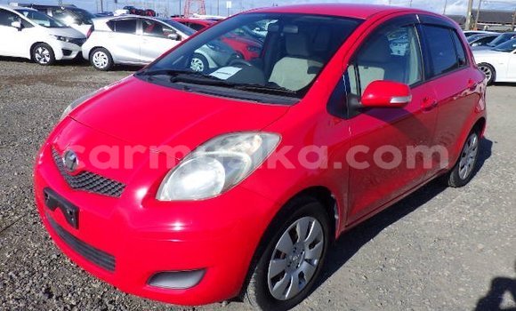 Tenga Tsaru Toyota Vitz Tsvuku Mota in Beitbridge in Matabeleland South Tenga Tsaru Toyota Vitz Tsvuku Mota in Beitbridge in Matabeleland South