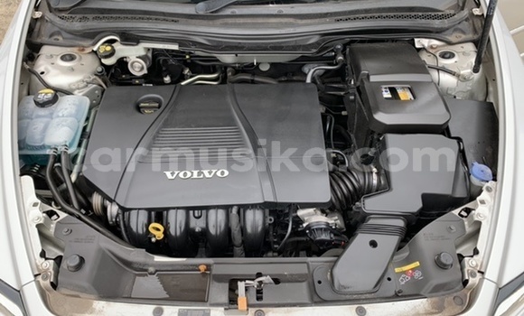 Tenga Tsaru Volvo S40 Sirivha Mota in Harare in Harare Tenga Tsaru Volvo S40 Sirivha Mota in Harare in Harare