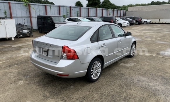 Tenga Tsaru Volvo S40 Sirivha Mota in Harare in Harare Tenga Tsaru Volvo S40 Sirivha Mota in Harare in Harare