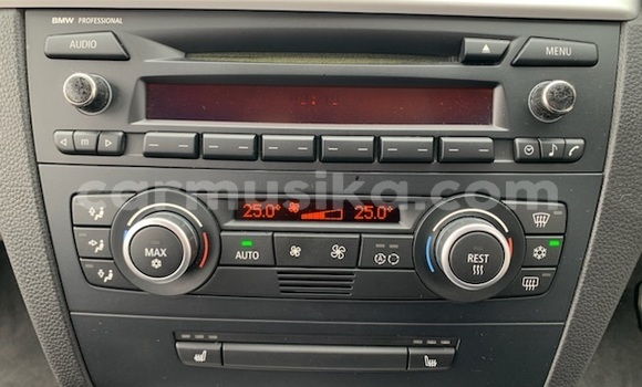 Tenga Tsaru BMW 1-Series Sirivha Mota in Beitbridge in Matabeleland South Tenga Tsaru BMW 1-Series Sirivha Mota in Beitbridge in Matabeleland South