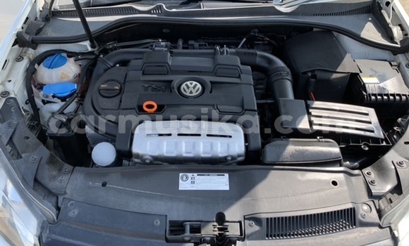 Buy Used Volkswagen Golf White Car in Beitbridge in Matabeleland South Buy Used Volkswagen Golf White Car in Beitbridge in Matabeleland South