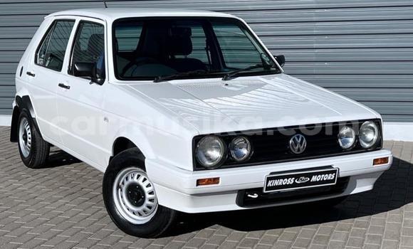 Nunua Ilio tumika Volkswagen Golf Nyeupe Gari ndani ya Beitbridge nchini Matabeleland Kusini Nunua Ilio tumika Volkswagen Golf Nyeupe Gari ndani ya Beitbridge nchini Matabeleland Kusini