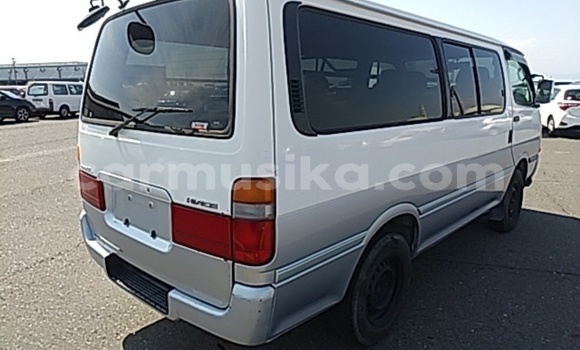 Nunua Ilio tumika Toyota Hiace Nyingine Gari ndani ya Beitbridge nchini Matabeleland Kusini Nunua Ilio tumika Toyota Hiace Nyingine Gari ndani ya Beitbridge nchini Matabeleland Kusini