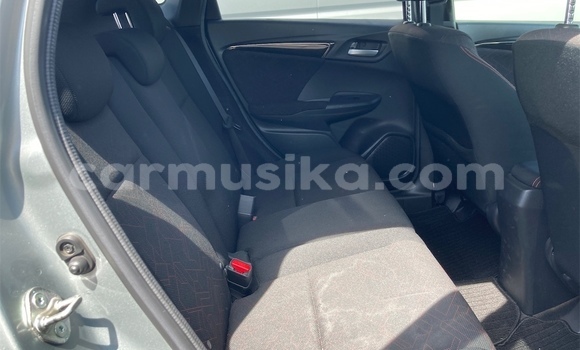 Buy Used Honda Fit Silver Car in Beitbridge in Matabeleland South Buy Used Honda Fit Silver Car in Beitbridge in Matabeleland South