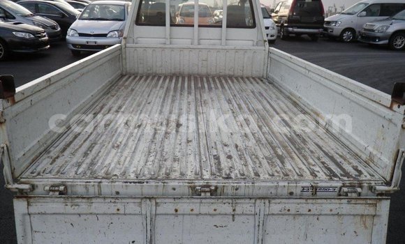 Acheter Occasion Voiture Toyota TownAce Blanc à Beitbridge, Matabeleland South Acheter Occasion Voiture Toyota TownAce Blanc à Beitbridge, Matabeleland South