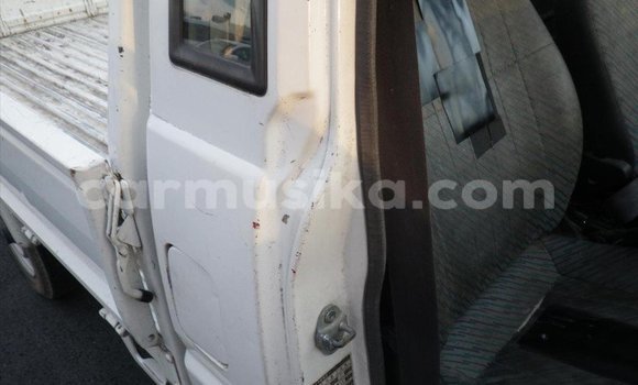 Acheter Occasion Voiture Toyota TownAce Blanc à Beitbridge, Matabeleland South Acheter Occasion Voiture Toyota TownAce Blanc à Beitbridge, Matabeleland South