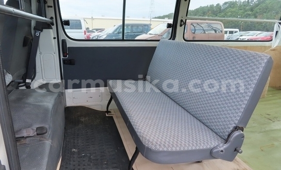 Acheter Occasion Voiture Toyota Hiace Autre à Beitbridge, Matabeleland South Acheter Occasion Voiture Toyota Hiace Autre à Beitbridge, Matabeleland South