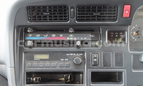 Acheter Occasion Voiture Toyota Hiace Autre à Beitbridge, Matabeleland South Acheter Occasion Voiture Toyota Hiace Autre à Beitbridge, Matabeleland South