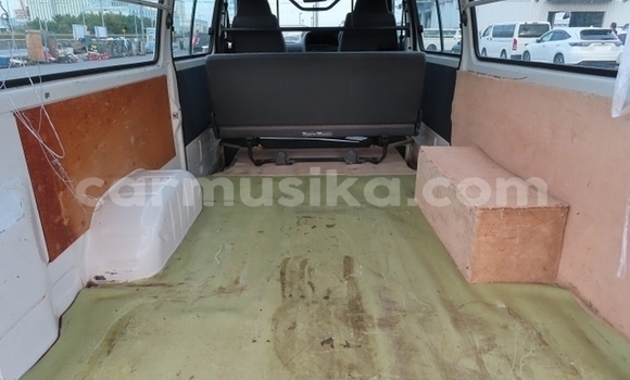 Acheter Occasion Voiture Toyota Hiace Autre à Beitbridge, Matabeleland South Acheter Occasion Voiture Toyota Hiace Autre à Beitbridge, Matabeleland South