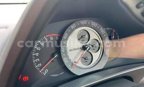 Nunua Ilio tumika Toyota Altezza Fedha Gari ndani ya Beitbridge nchini Matabeleland Kusini Nunua Ilio tumika Toyota Altezza Fedha Gari ndani ya Beitbridge nchini Matabeleland Kusini