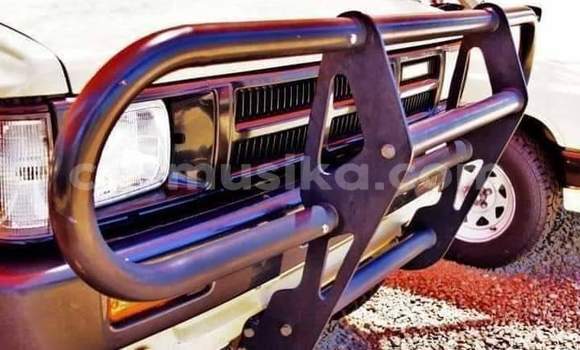 Nunua Ilio tumika Toyota Hilux Nyingine Gari ndani ya Beitbridge nchini Matabeleland Kusini Nunua Ilio tumika Toyota Hilux Nyingine Gari ndani ya Beitbridge nchini Matabeleland Kusini