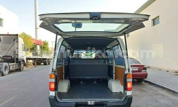 Tenga Tsaru Toyota Hiace Zvimwe Mota in Beitbridge in Matabeleland South Tenga Tsaru Toyota Hiace Zvimwe Mota in Beitbridge in Matabeleland South